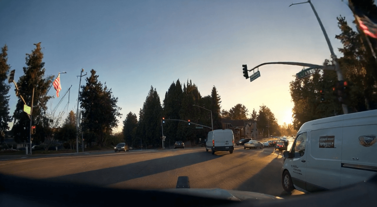 SynthDriveEval — VLMs as Judges of Synthetic Driving preview